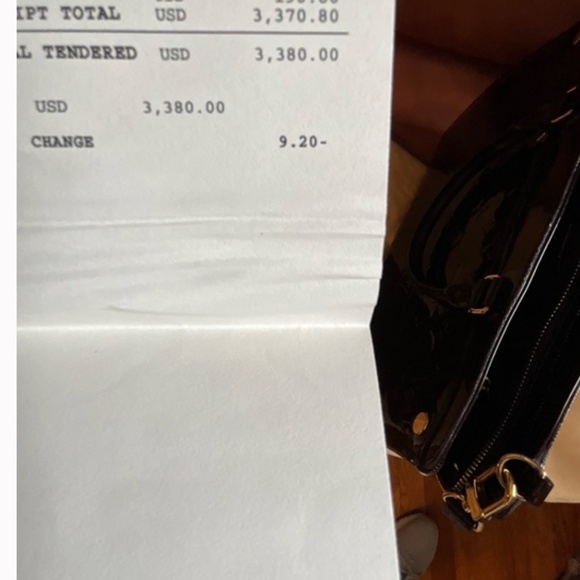 Louis Vuitton - Picture 12 of 12